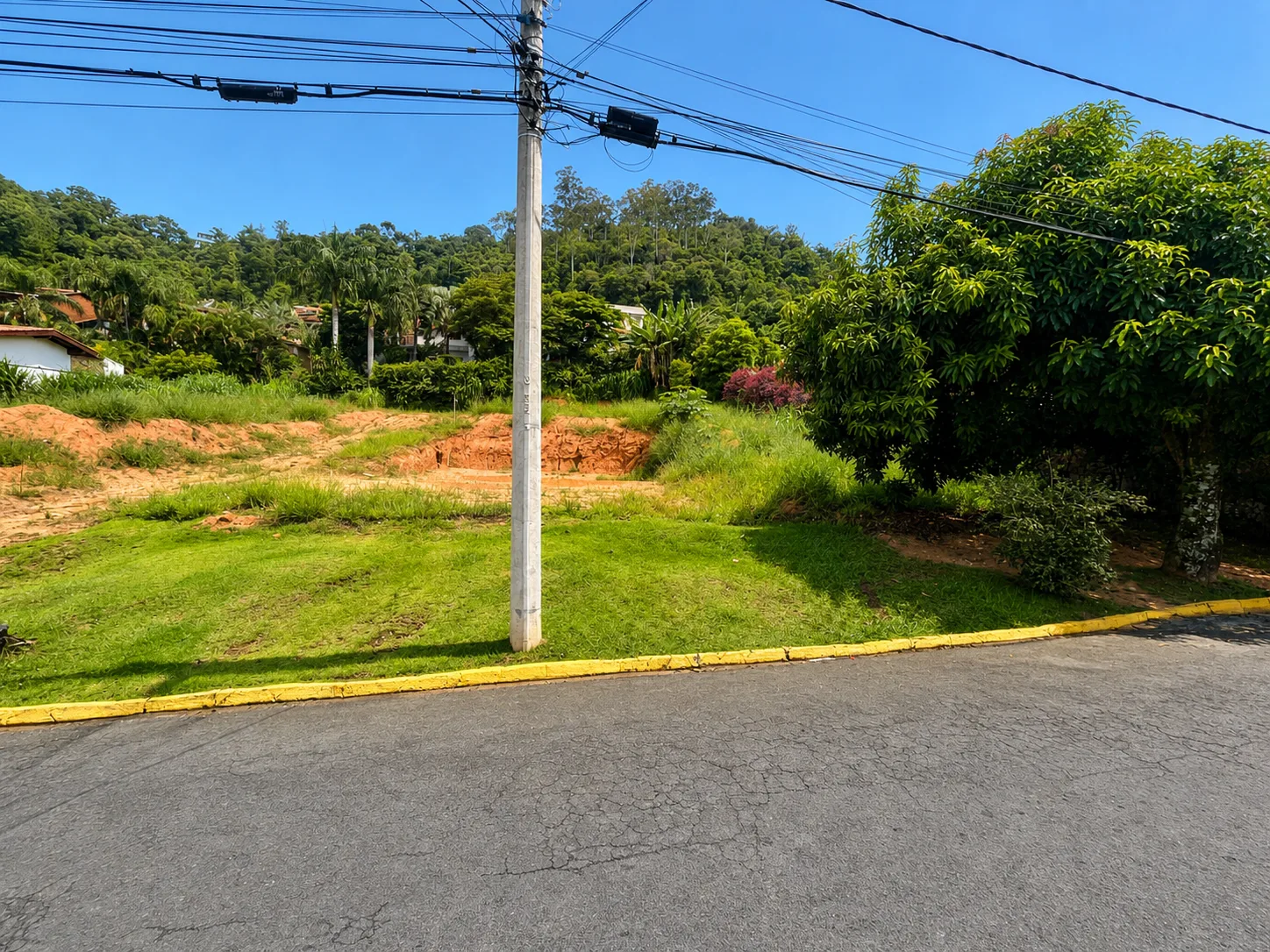 Terreno no Condomínio Orypaba em Monte Alegre do Sul